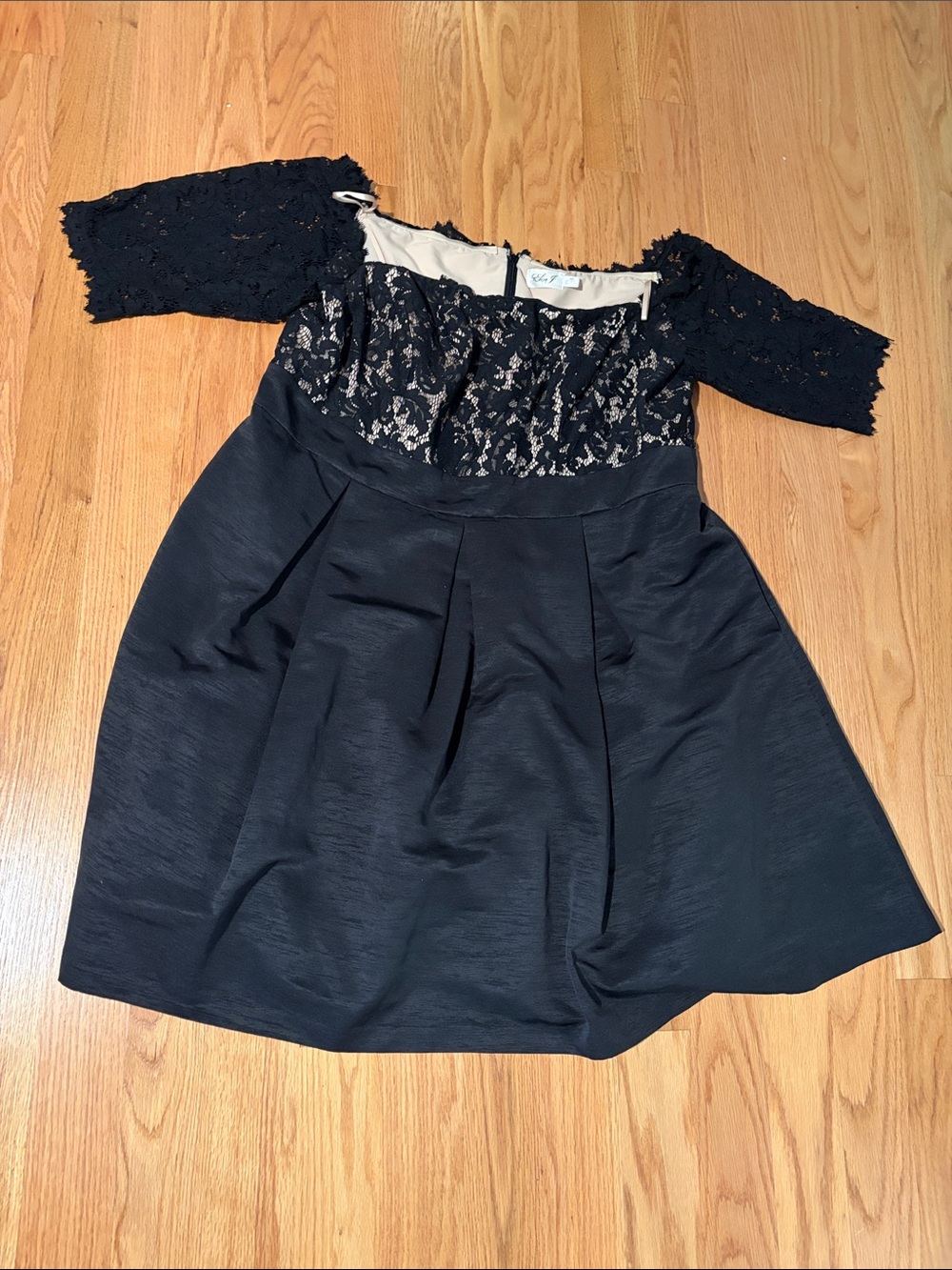 Eliza J Black Lace Bodice Pleated Formal Dress